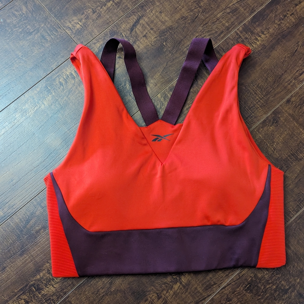 Sports bra